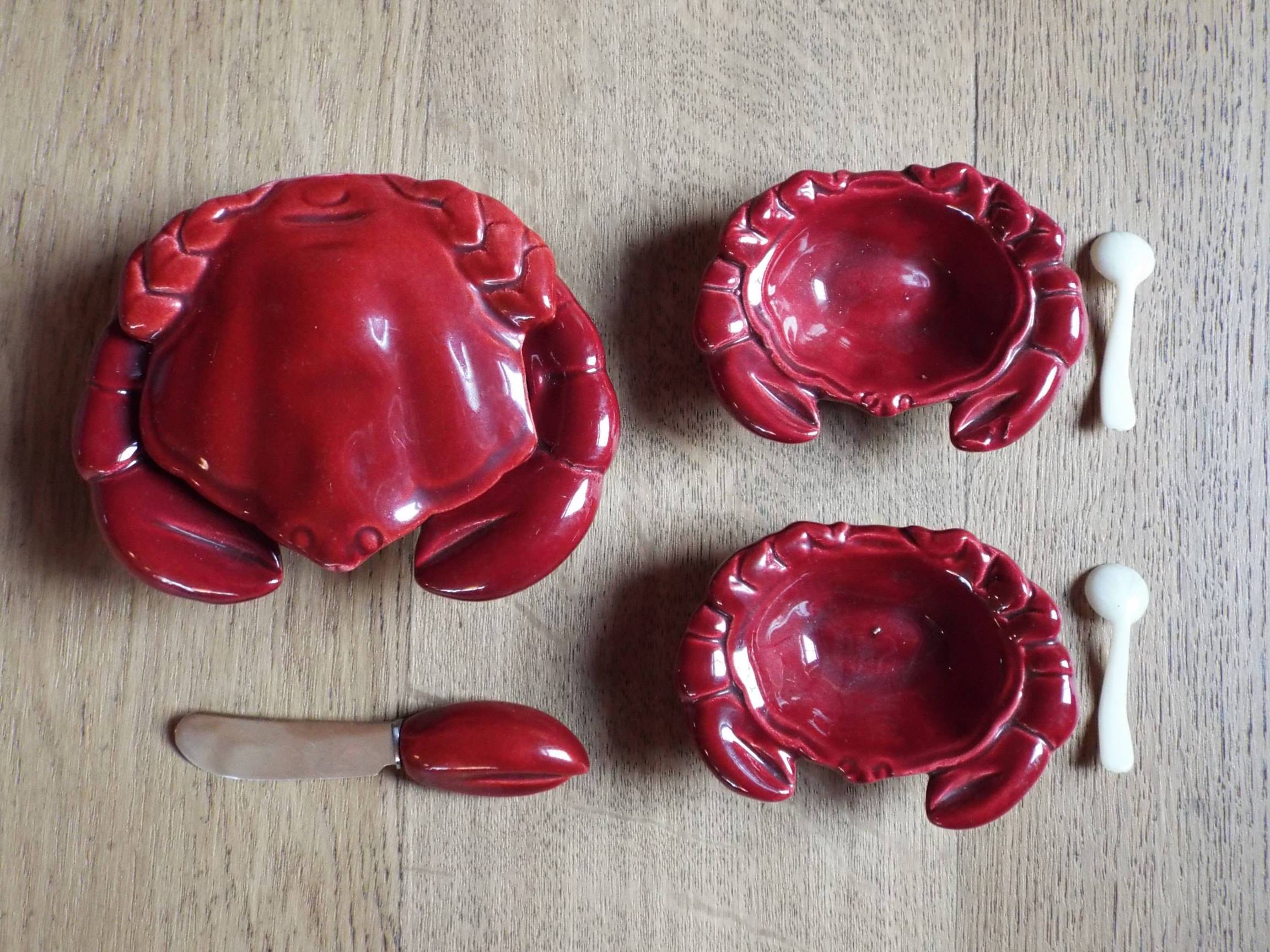 Butter dish Salt shaker Pepper dish