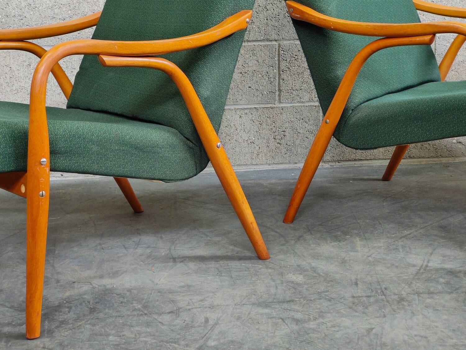 Pair of green armchairs by Antonin Suman for Ton Bystrice (Thonet) year 1960