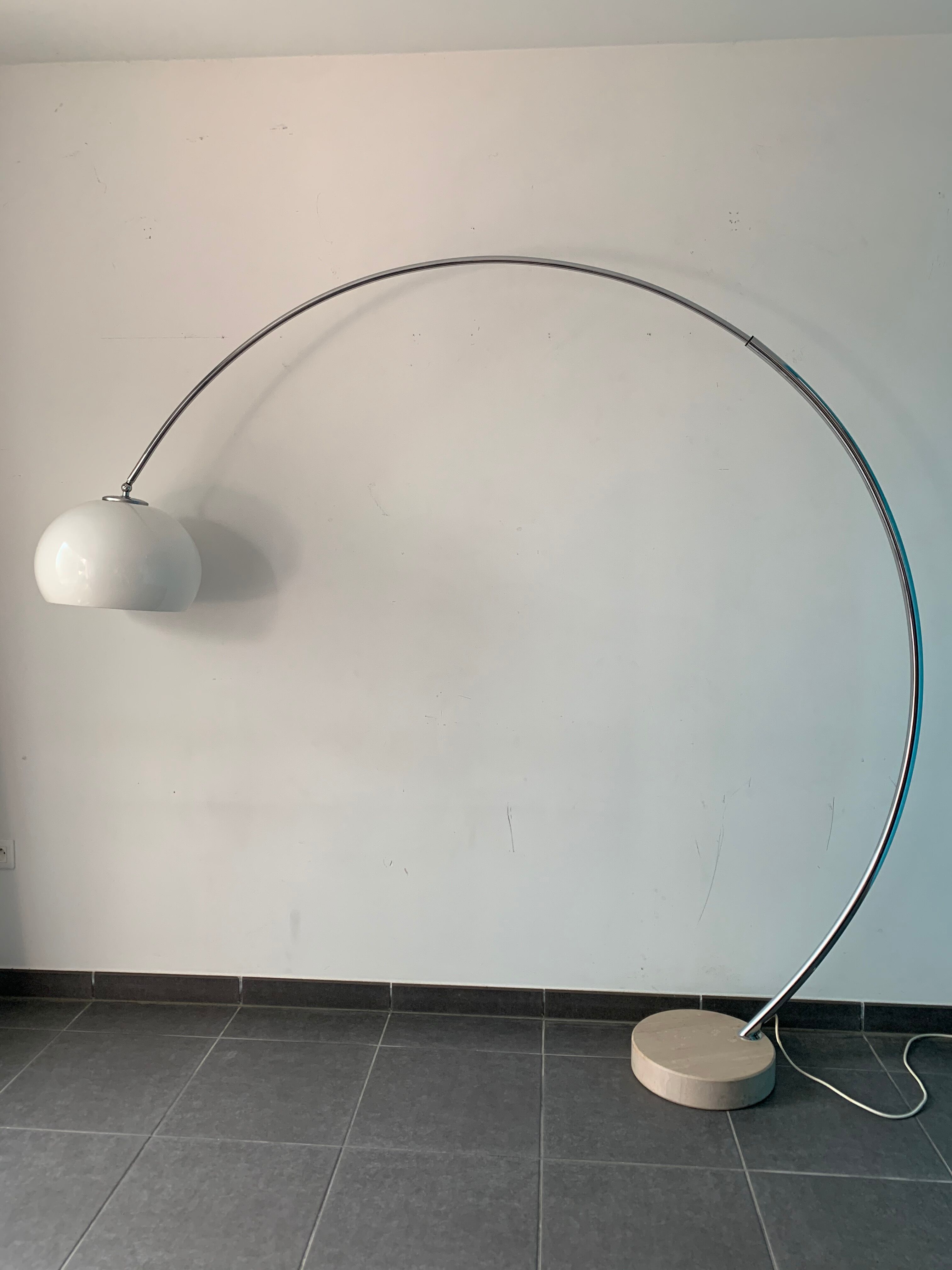Roche Bobois arc lamppost 1970