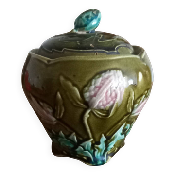 Gutave de Bruyn slipware pot
