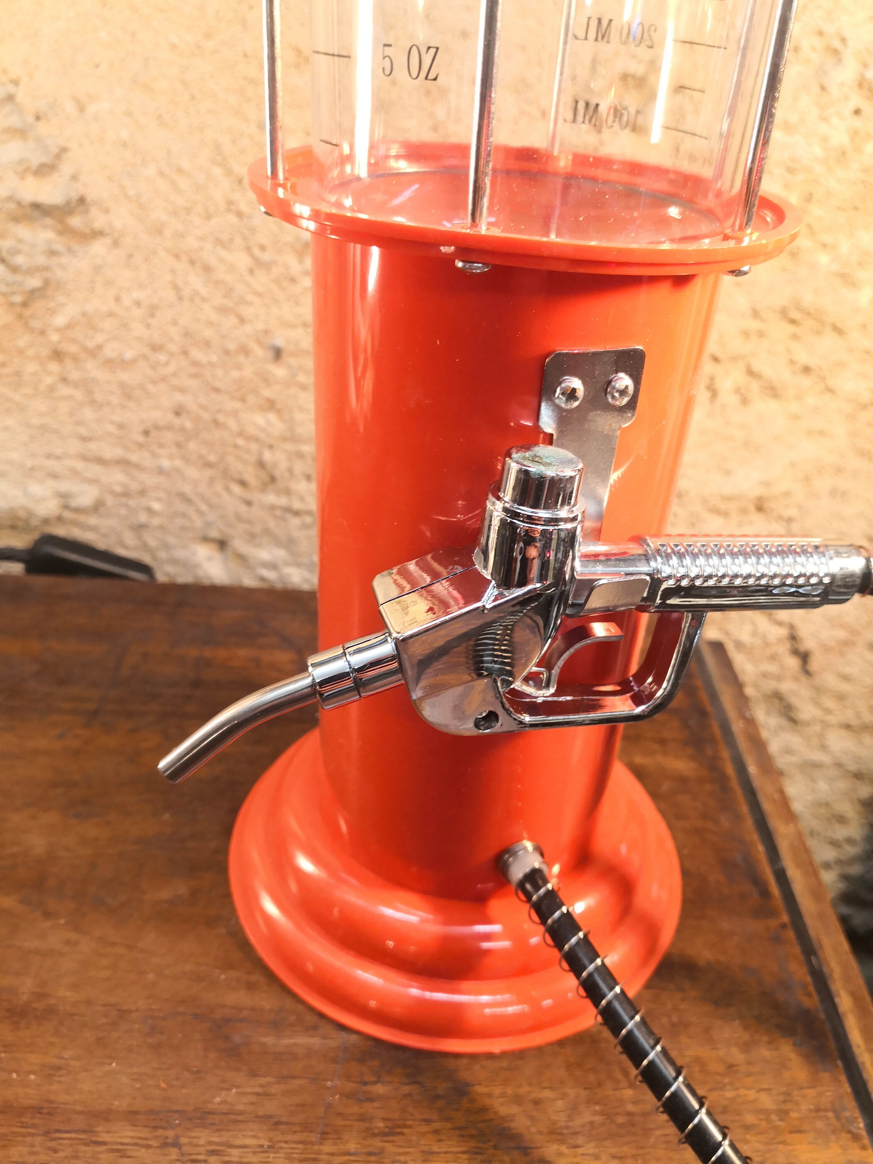 Esso beverage dispenser