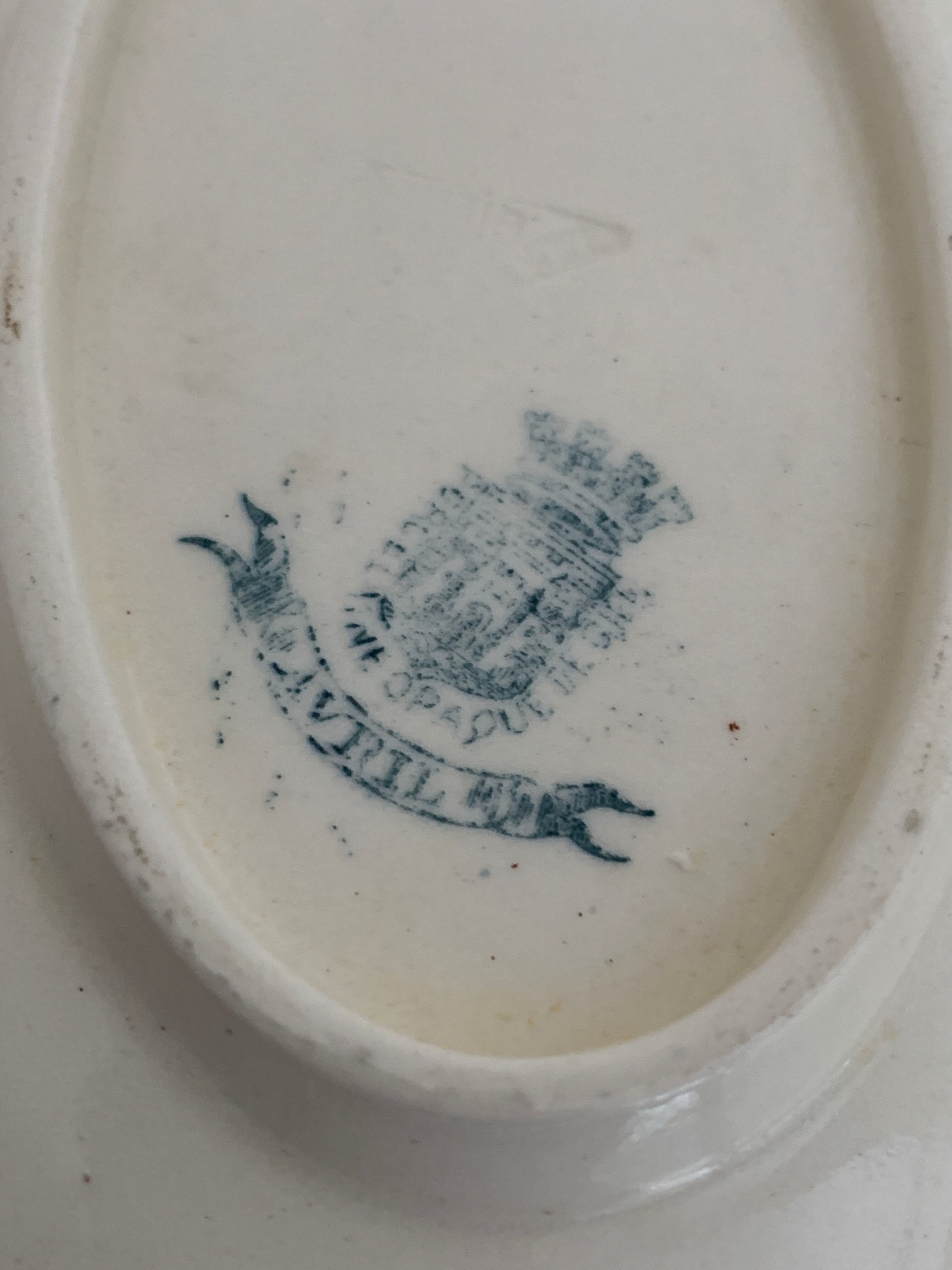 Pair of Gien opaque porcelain ravines, April model