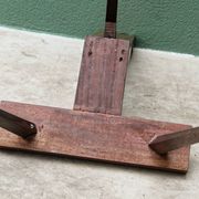 Modernist tripod chair