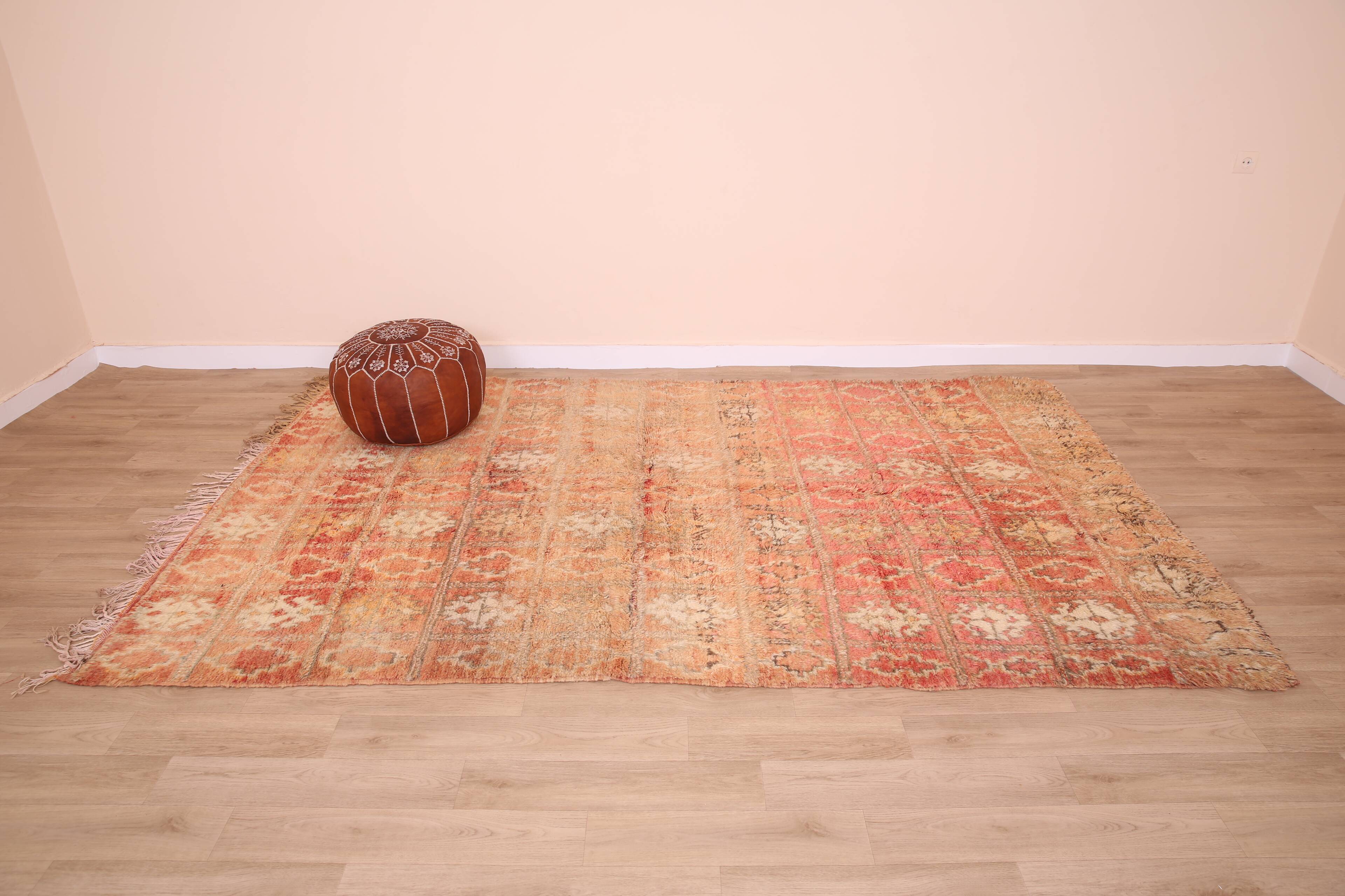 Peach Vintage Moroccan Rug 176 x 287 cm, Berber Wool Rug, Handmade Boho Rug