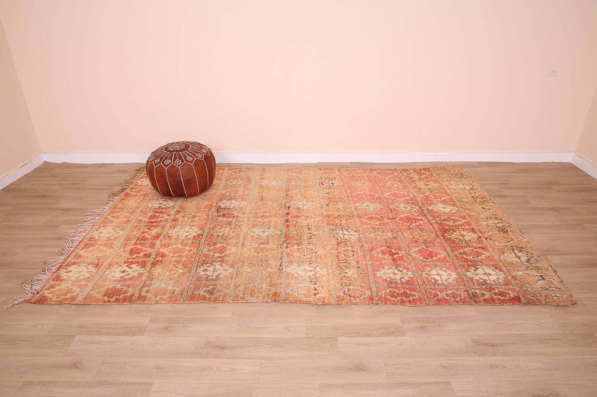 Peach Vintage Moroccan Rug 176 x 287 cm, Berber Wool Rug, Handmade Boho Rug