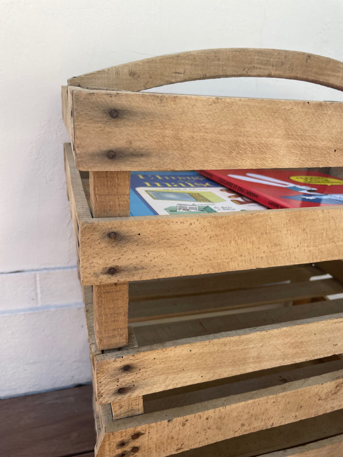 Set of shelves