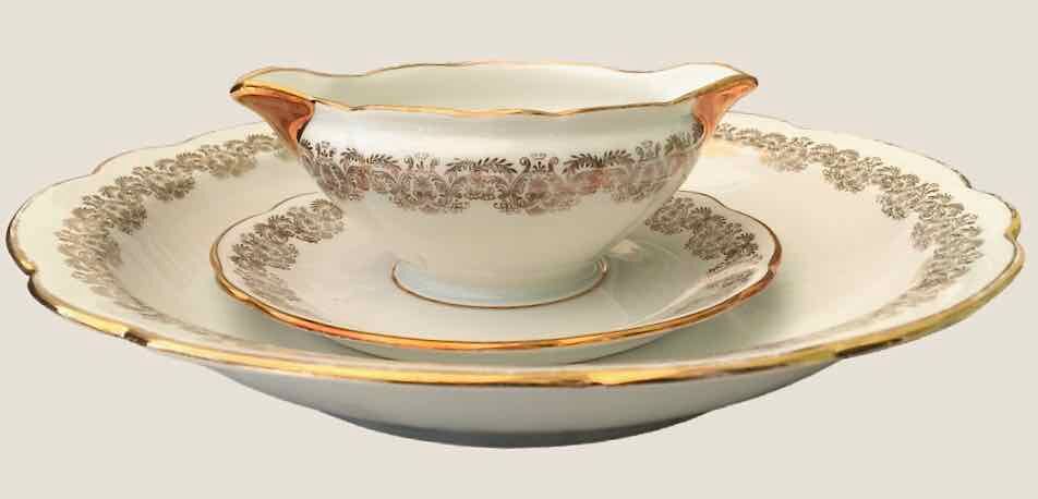 Porcelain service for 12 people