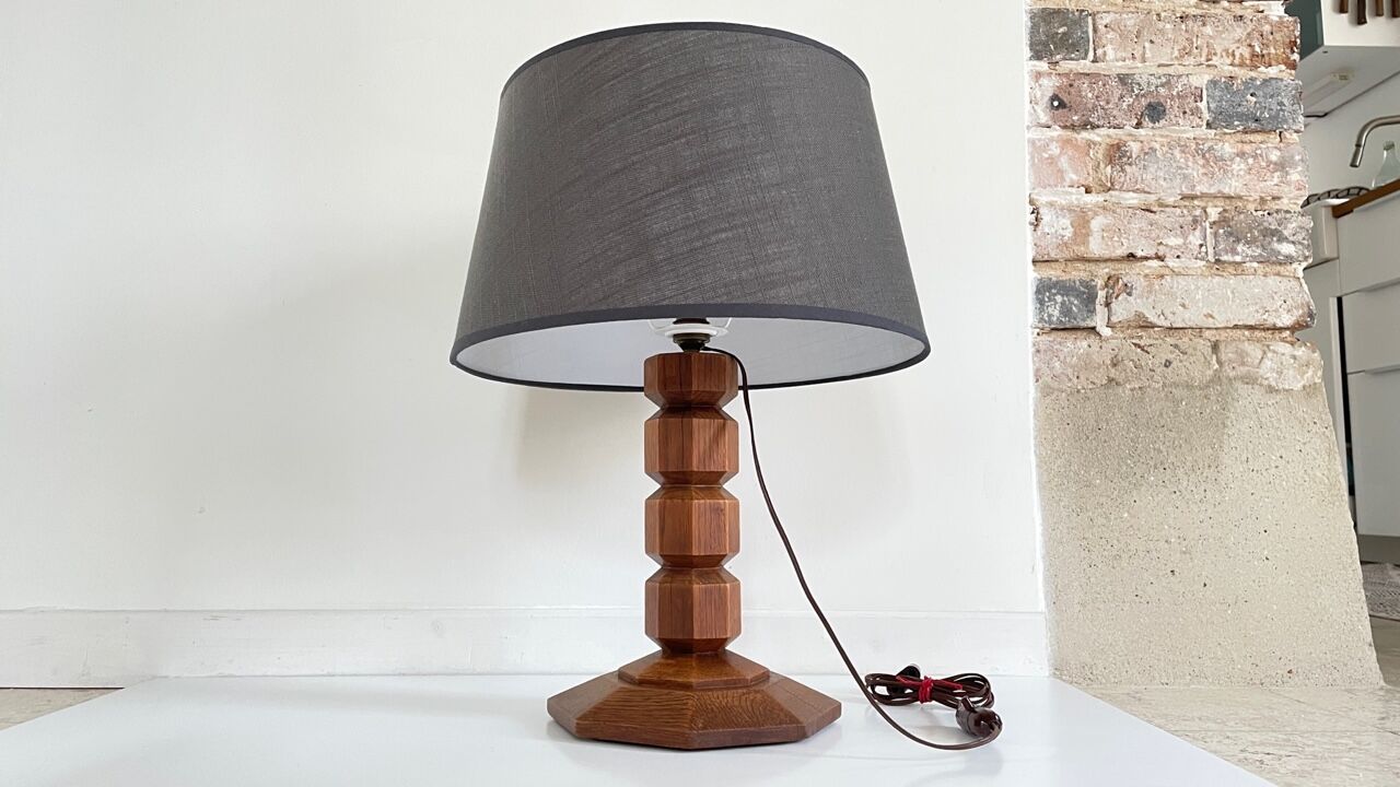 Art deco solid oak lamp