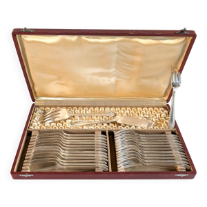 service à poisson art