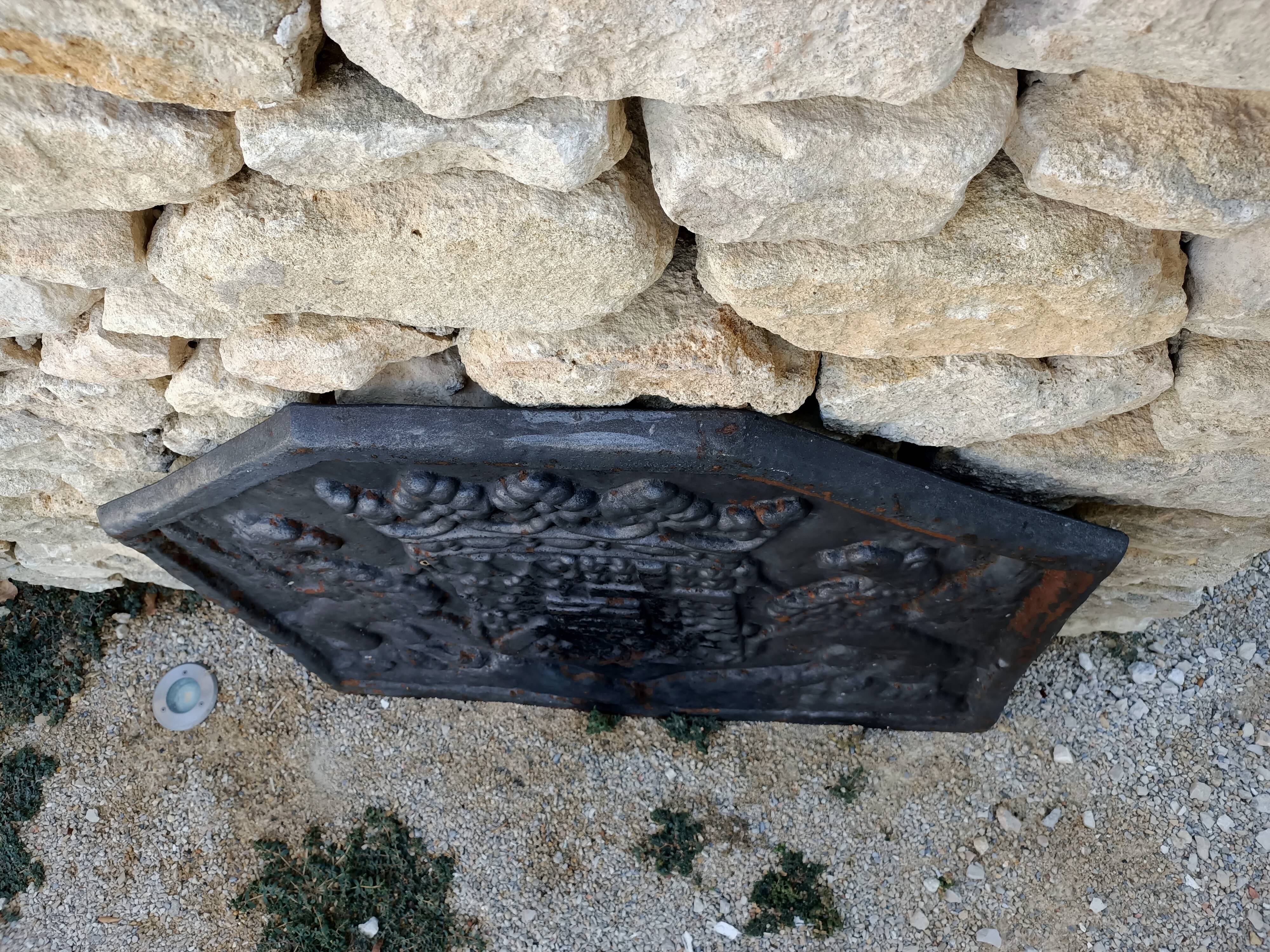 Old fireplace plate 90x75