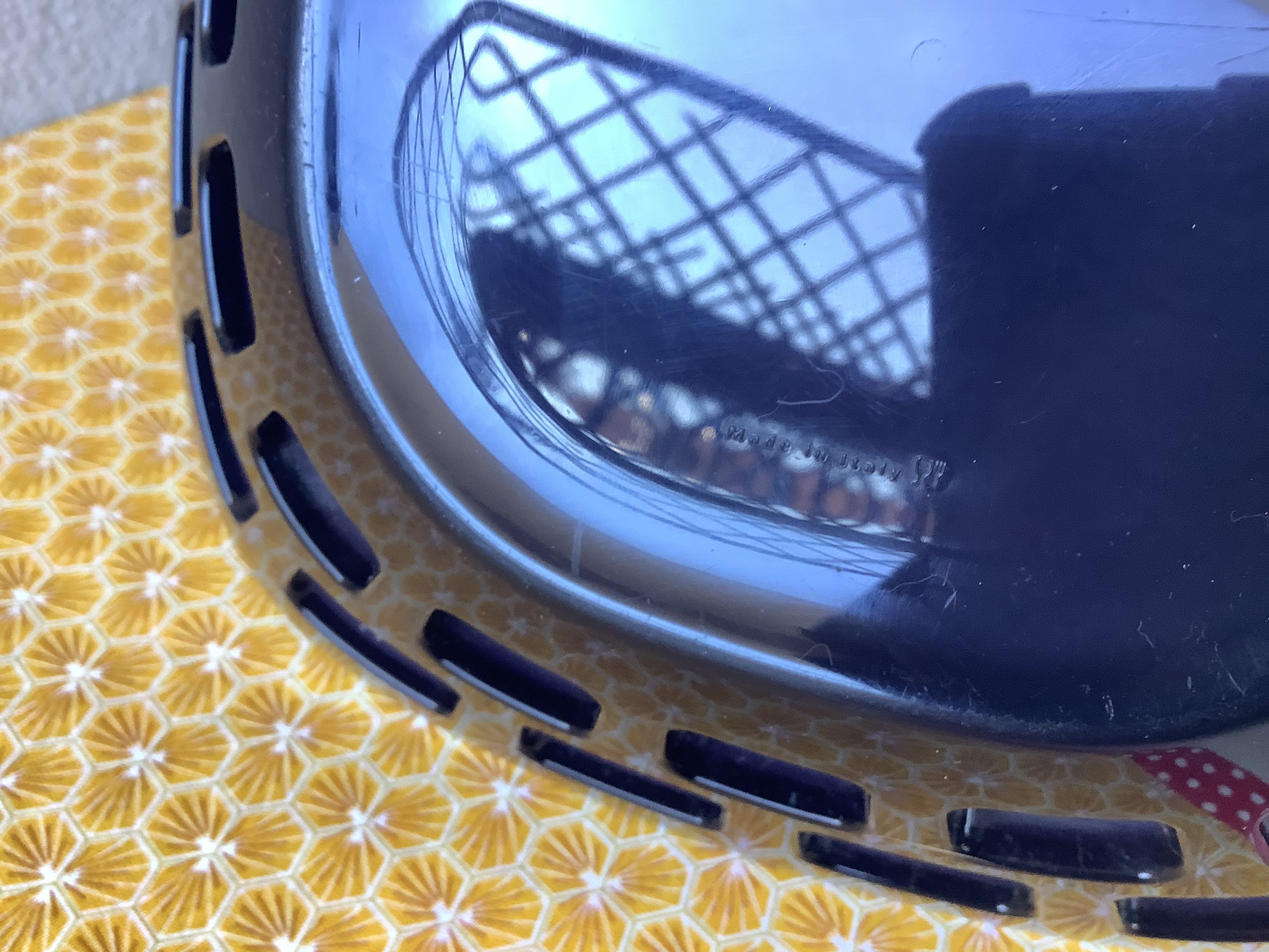 Guzzini Italy Plexiglas bread or fruit basket