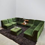 Canapé vintage modulable en velours "Green Spirit"
