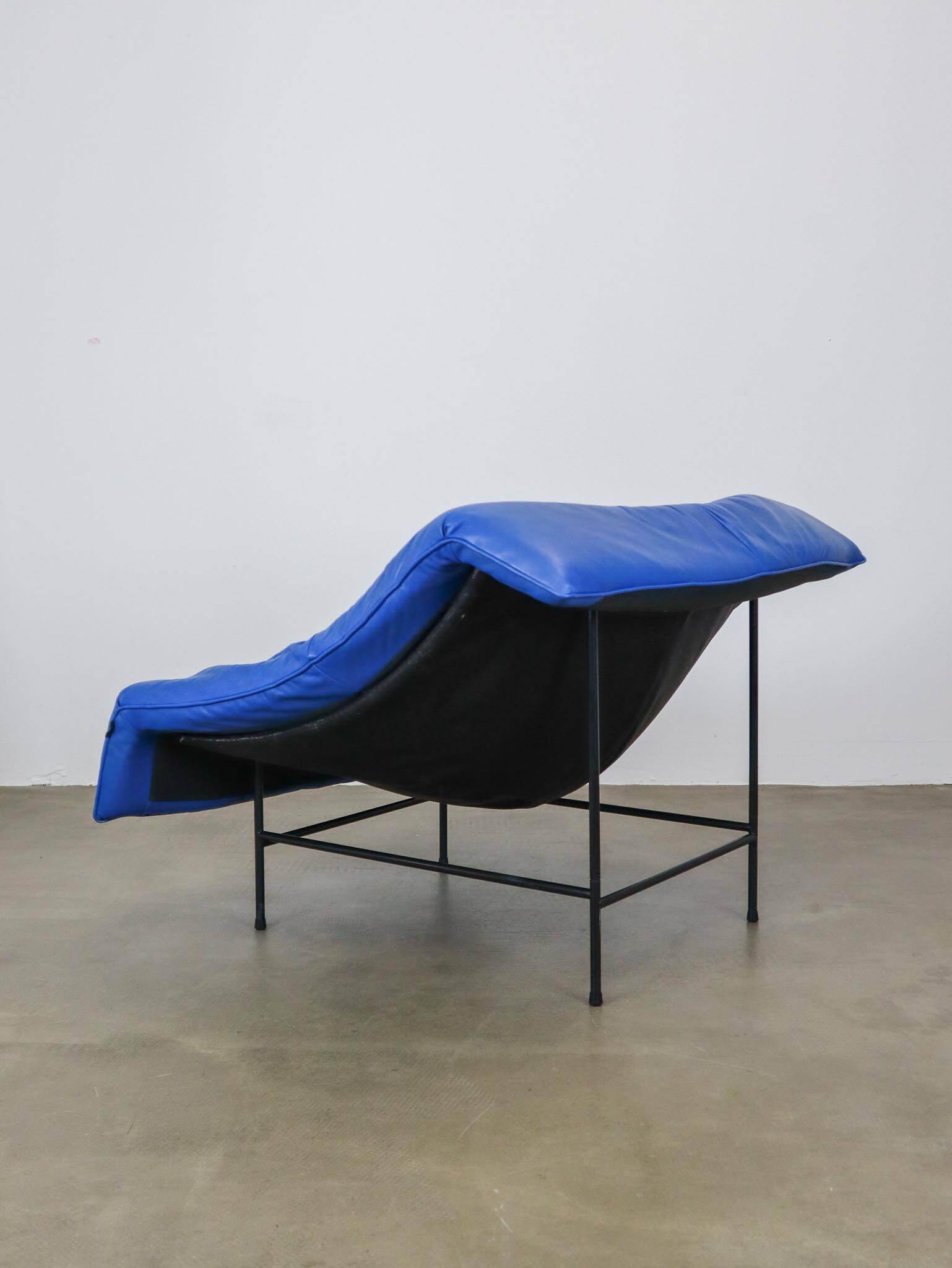 Vintage blue leather Butterfly armchair by Gerard van den Berg for Montis