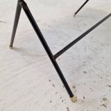 Ensemble de deux tables d'appoint en métal et bois, années 1960