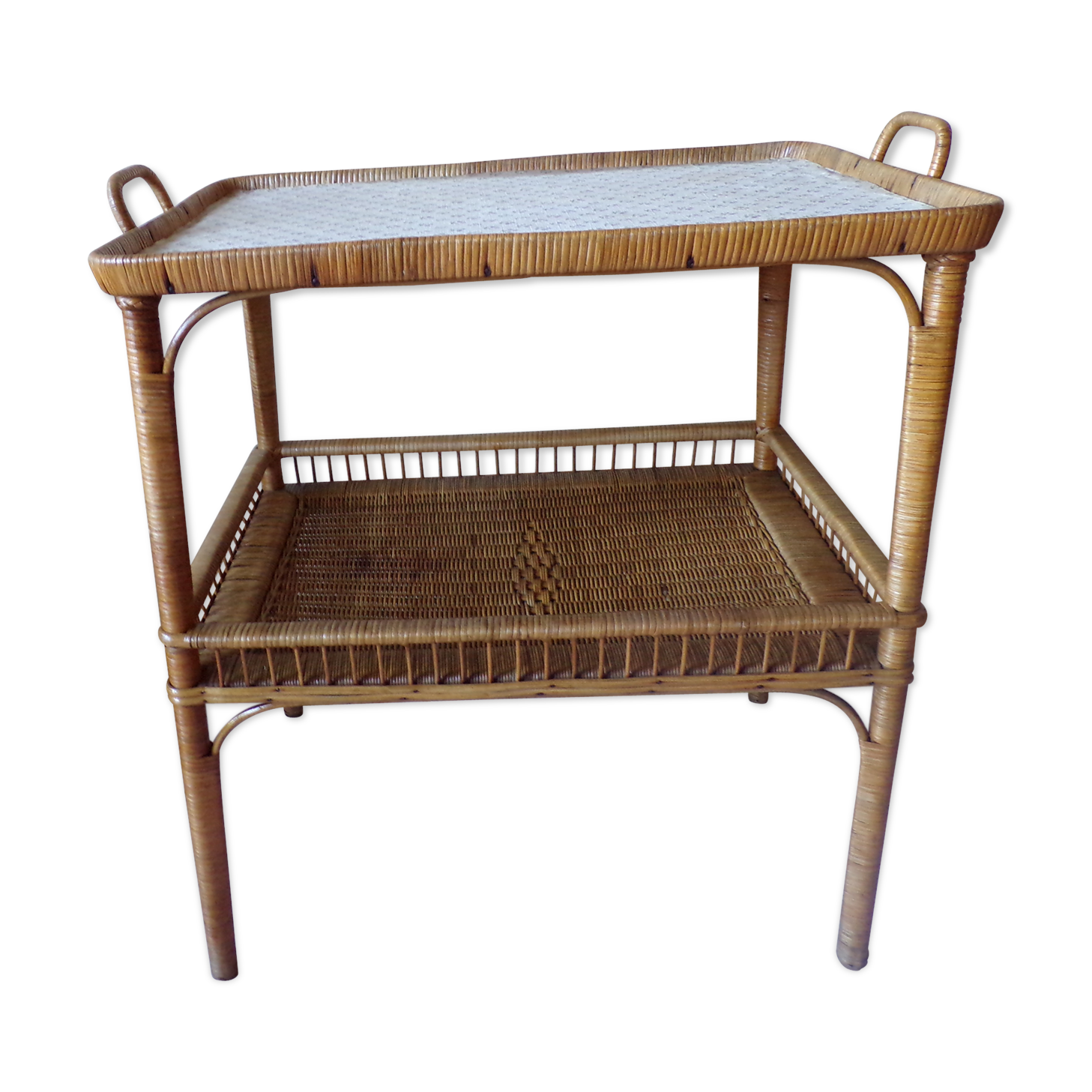 Serving in rattan and wicker