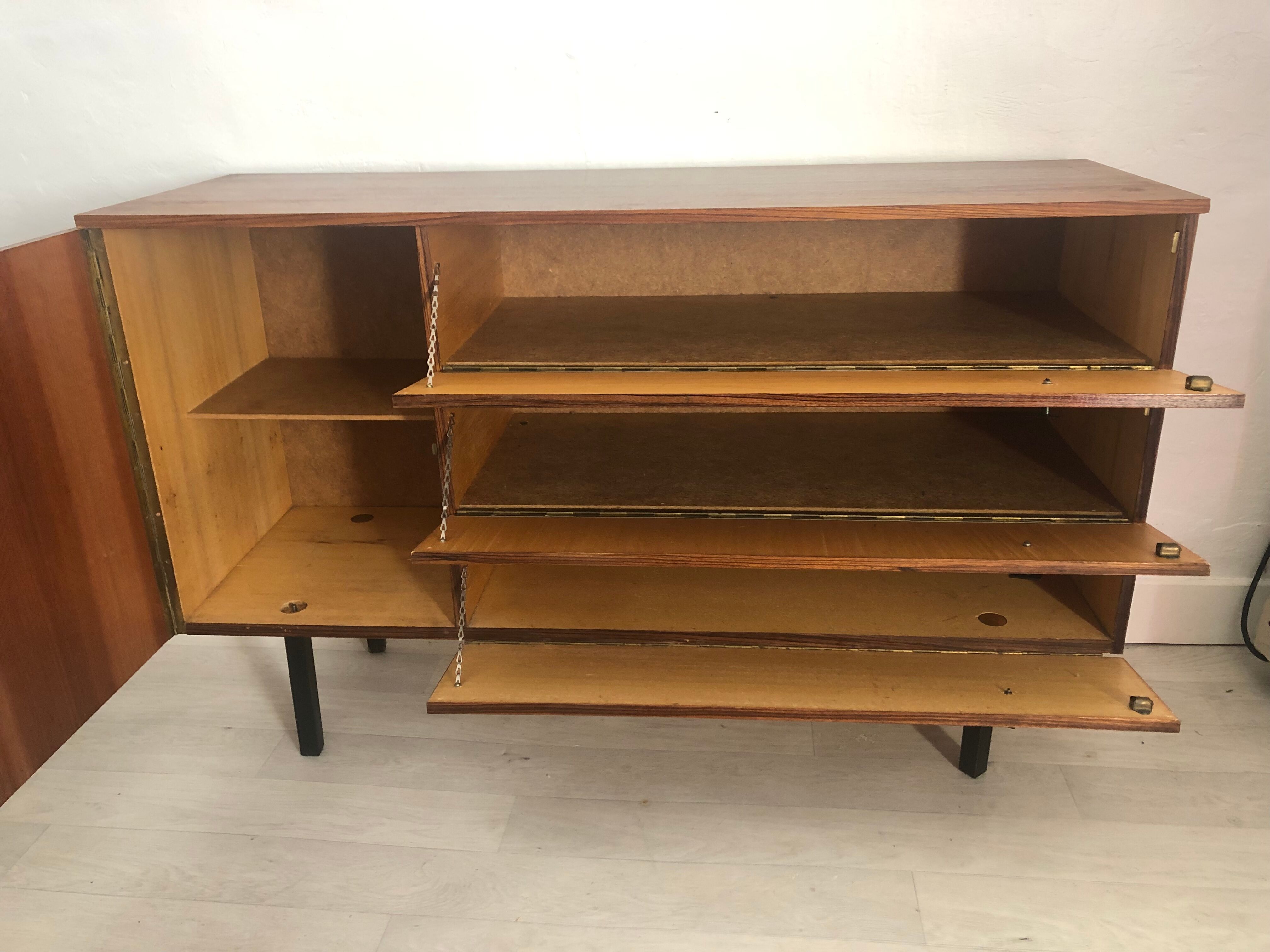 Enfilade wood doors with vintage valves 60s/70s