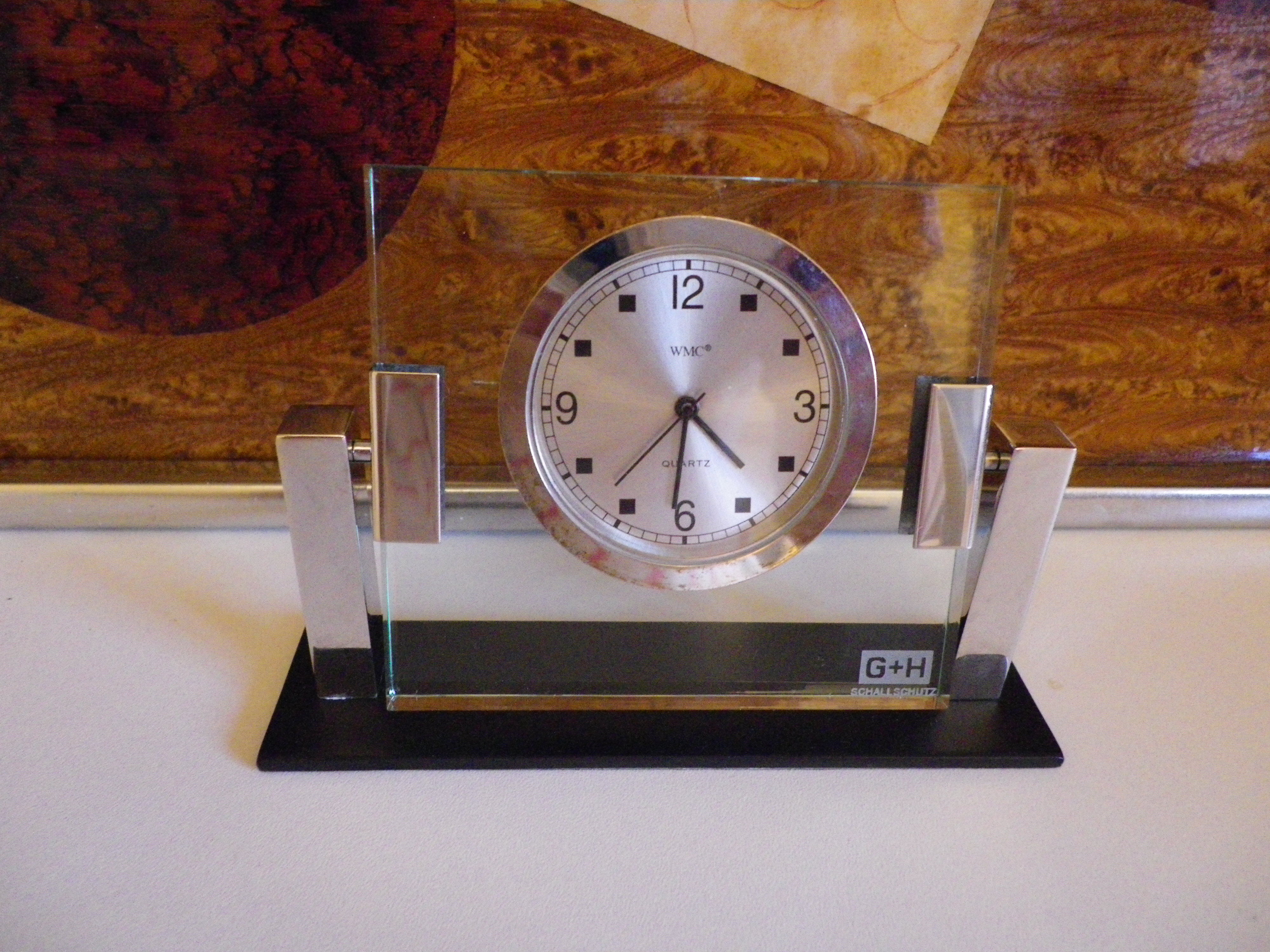 Quartz reclining clock, Swiss movement, WMC brand in its original cabinet