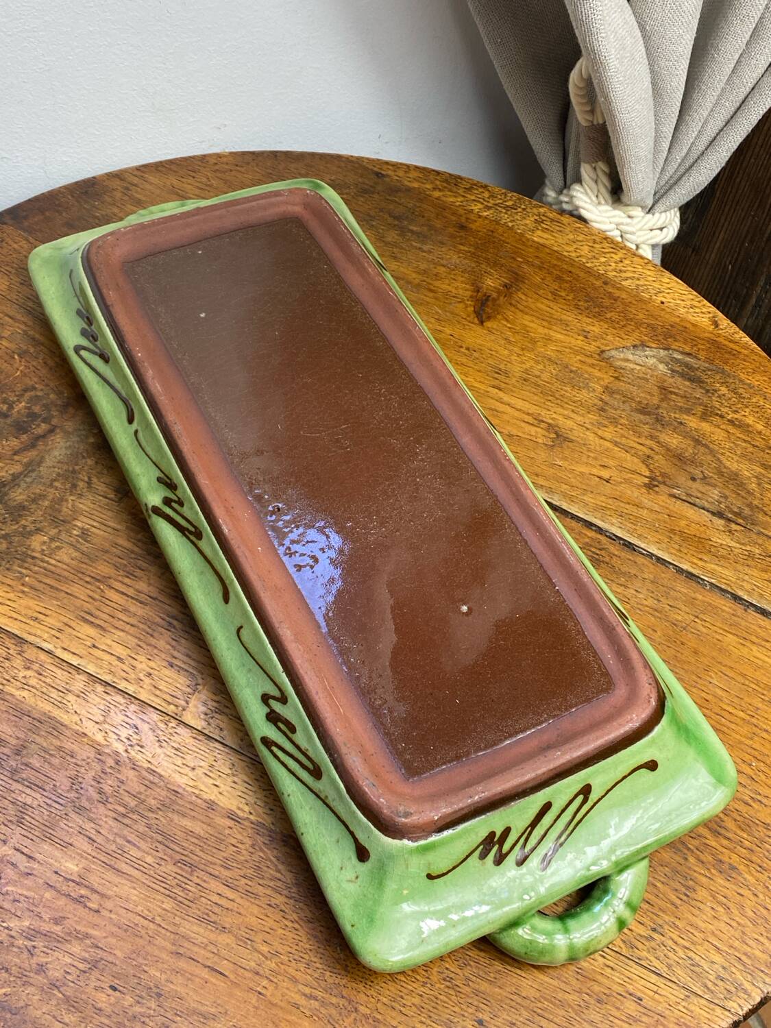 Plat fleuri en céramique