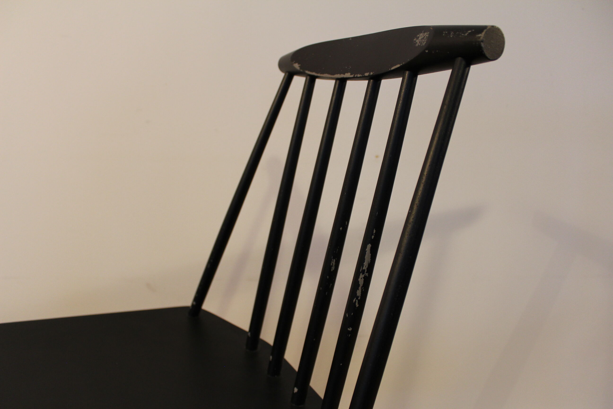 Vintage Scandinavian d77 of Folke Palsson chairs