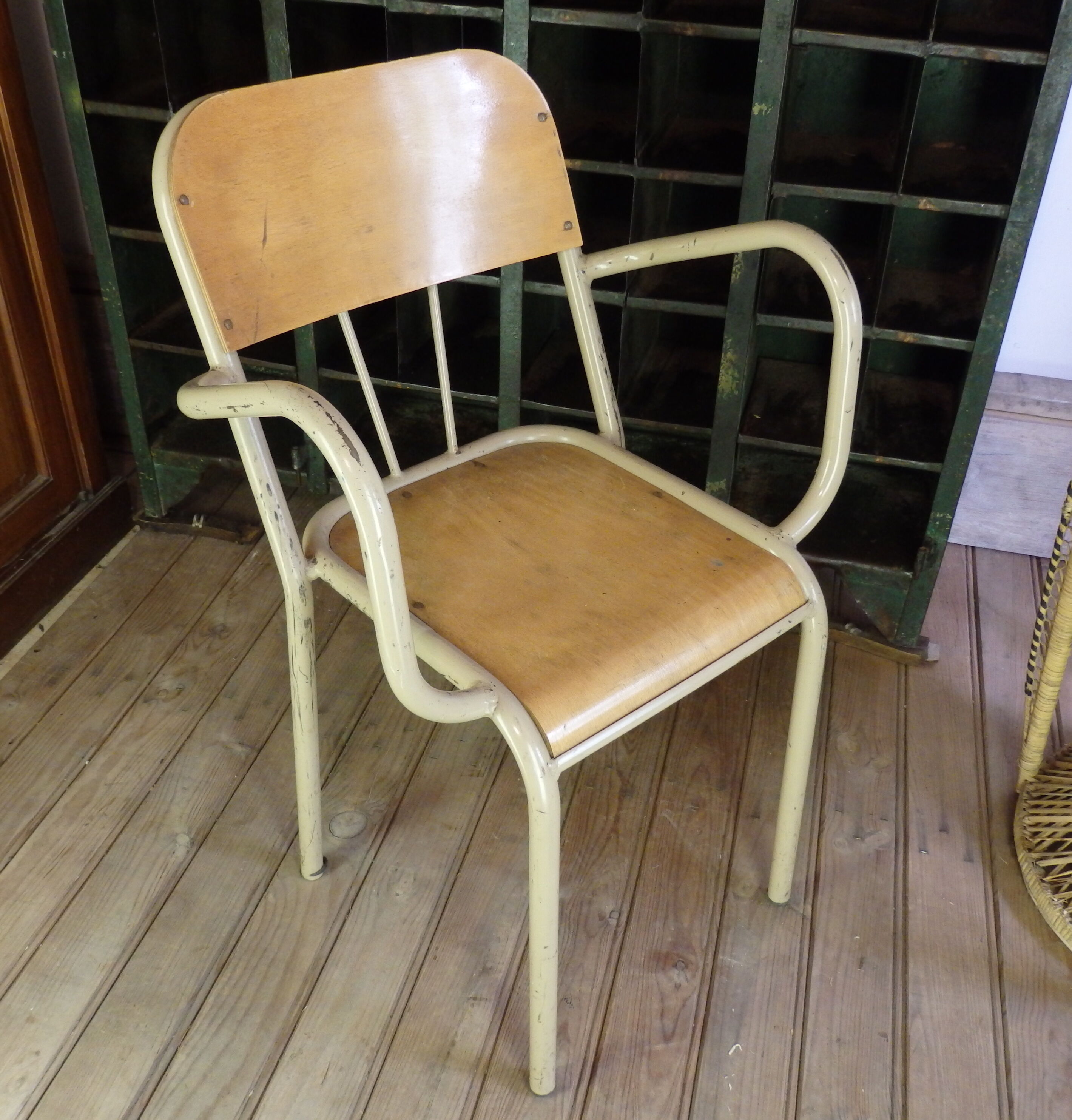 School chair / school chair with armrests 1960