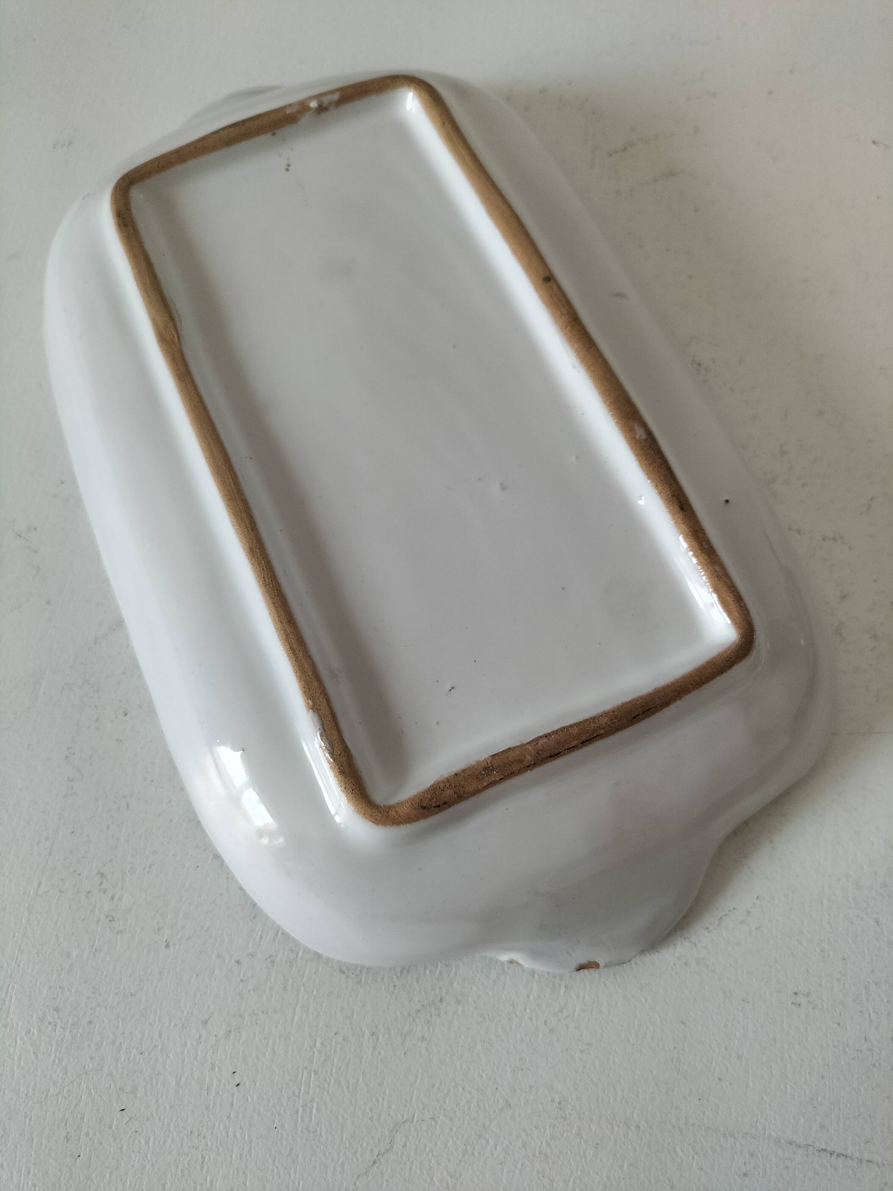 Small earthenware dish with rooster decoration – Portugal, hand-painted