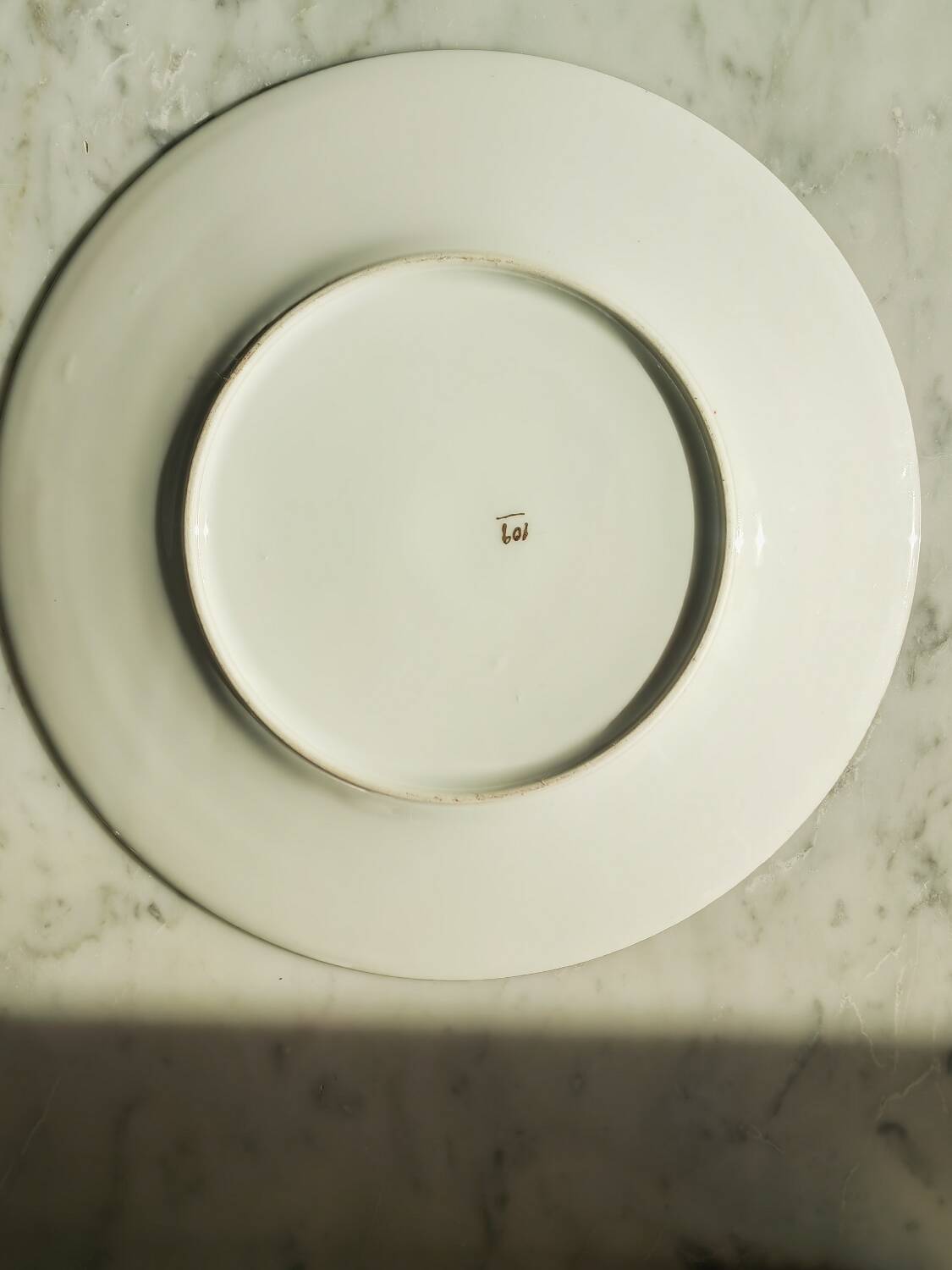 Plate with red blood decorations