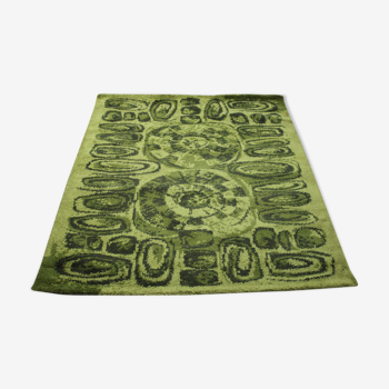 Space age green wool rug by B.I.C carpets Kortijk, Belgium 1970s