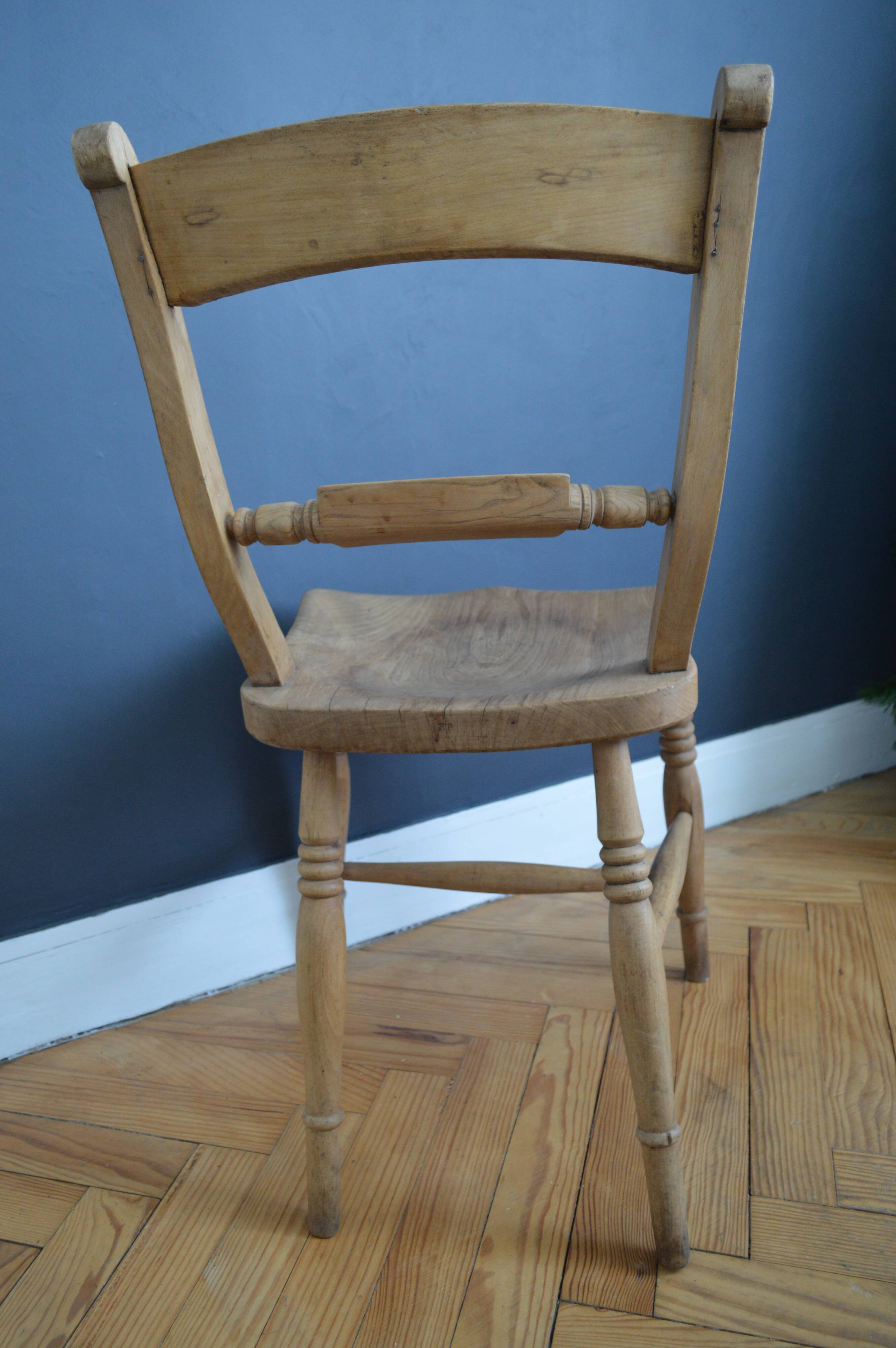 Chair turned feet