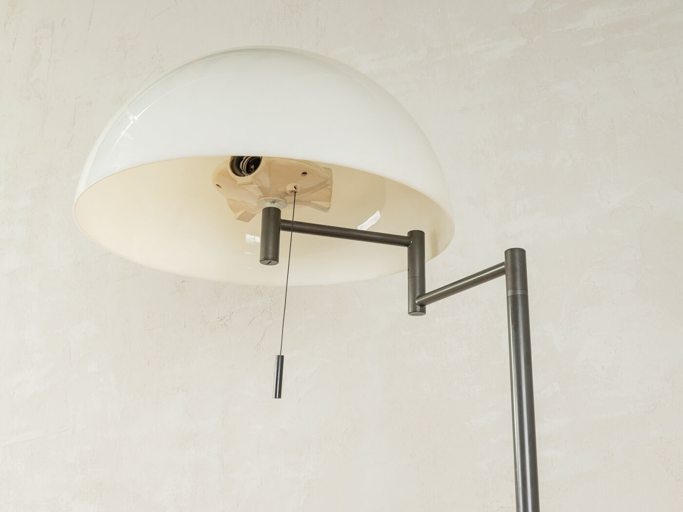 Floor lamp Schwenkomat Swisslamps