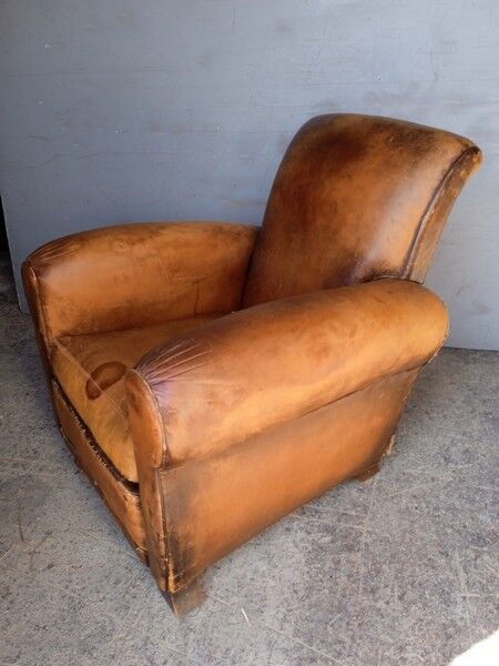 Club leather armchair art deco period 1940