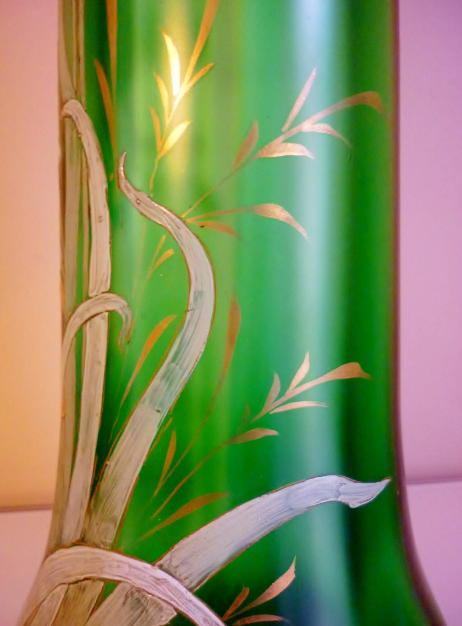 Vase with daffodils in blown glass, enameled, gilded, Legras Montjoye workshops, art nouveau