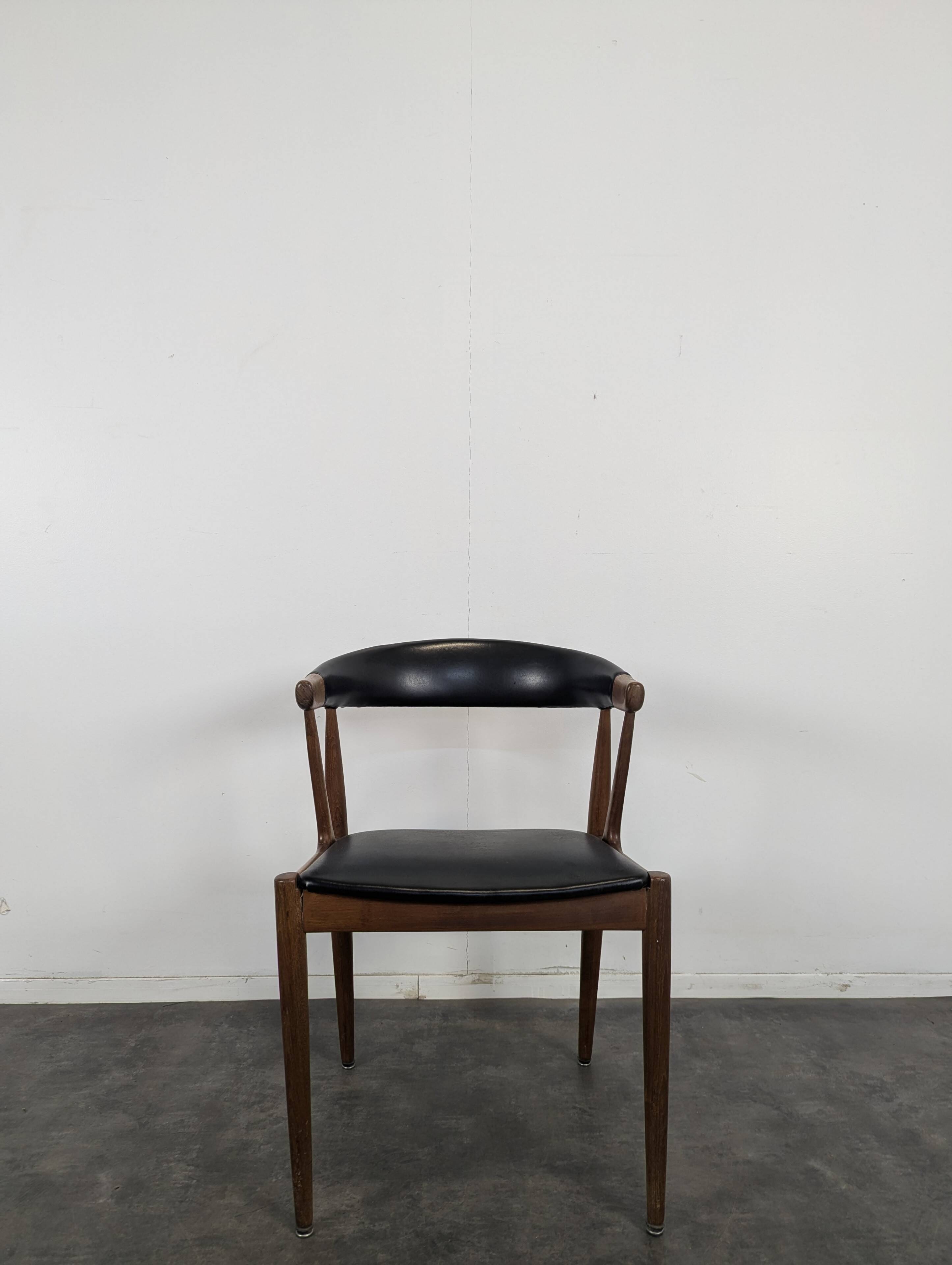 Fauteuil scandinave en teck de Johannes Andersen Modèle BA113