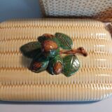 Biscuit tin in barbotine