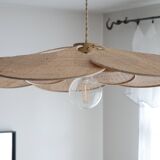Flower suspension