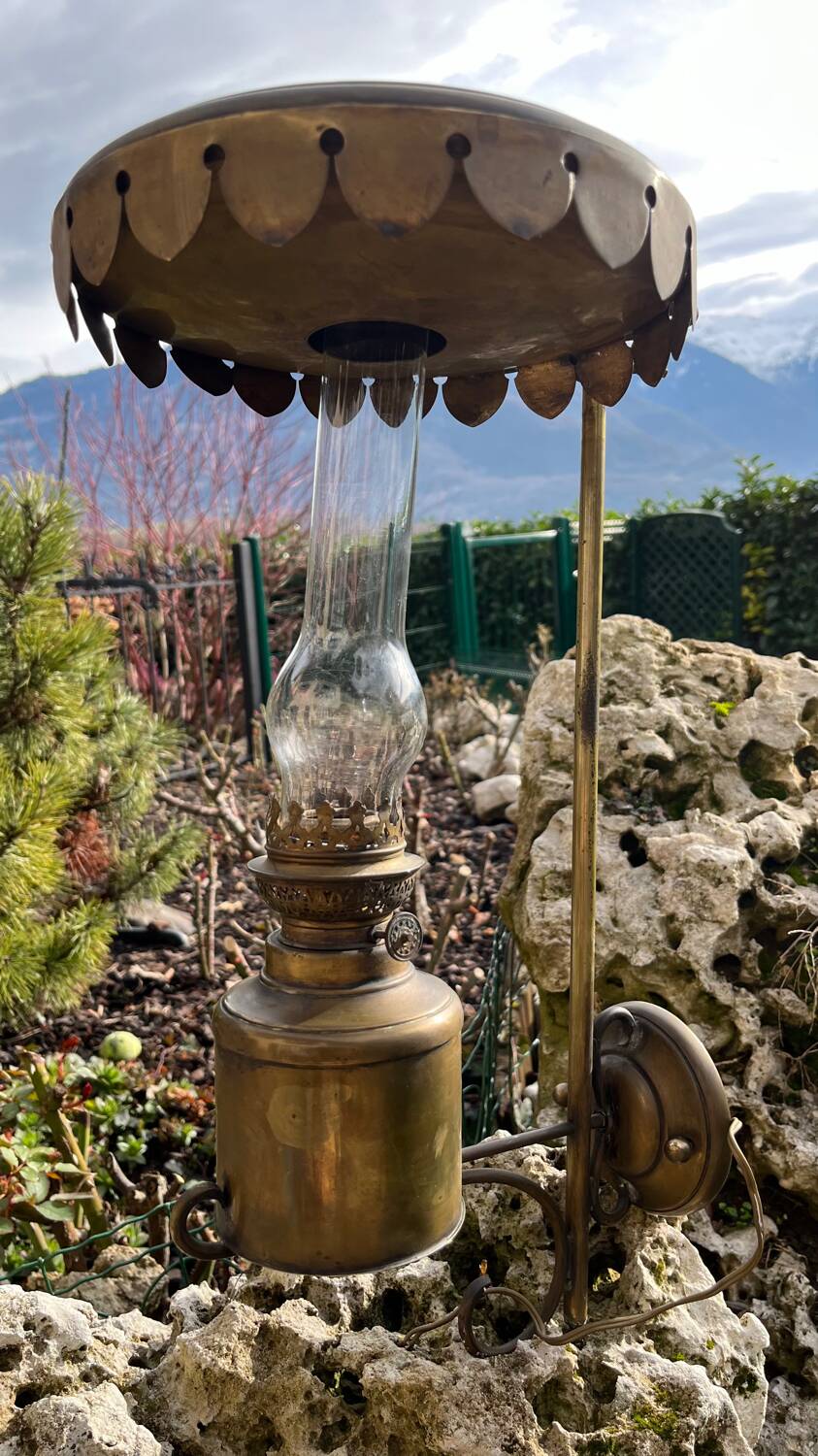 Vintage kerosene lamp copper wall light