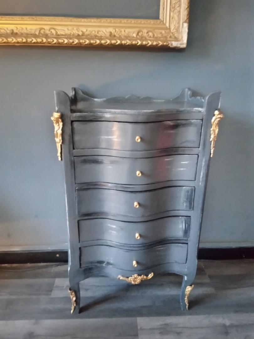 Small grey dresser patinated Louis XV style