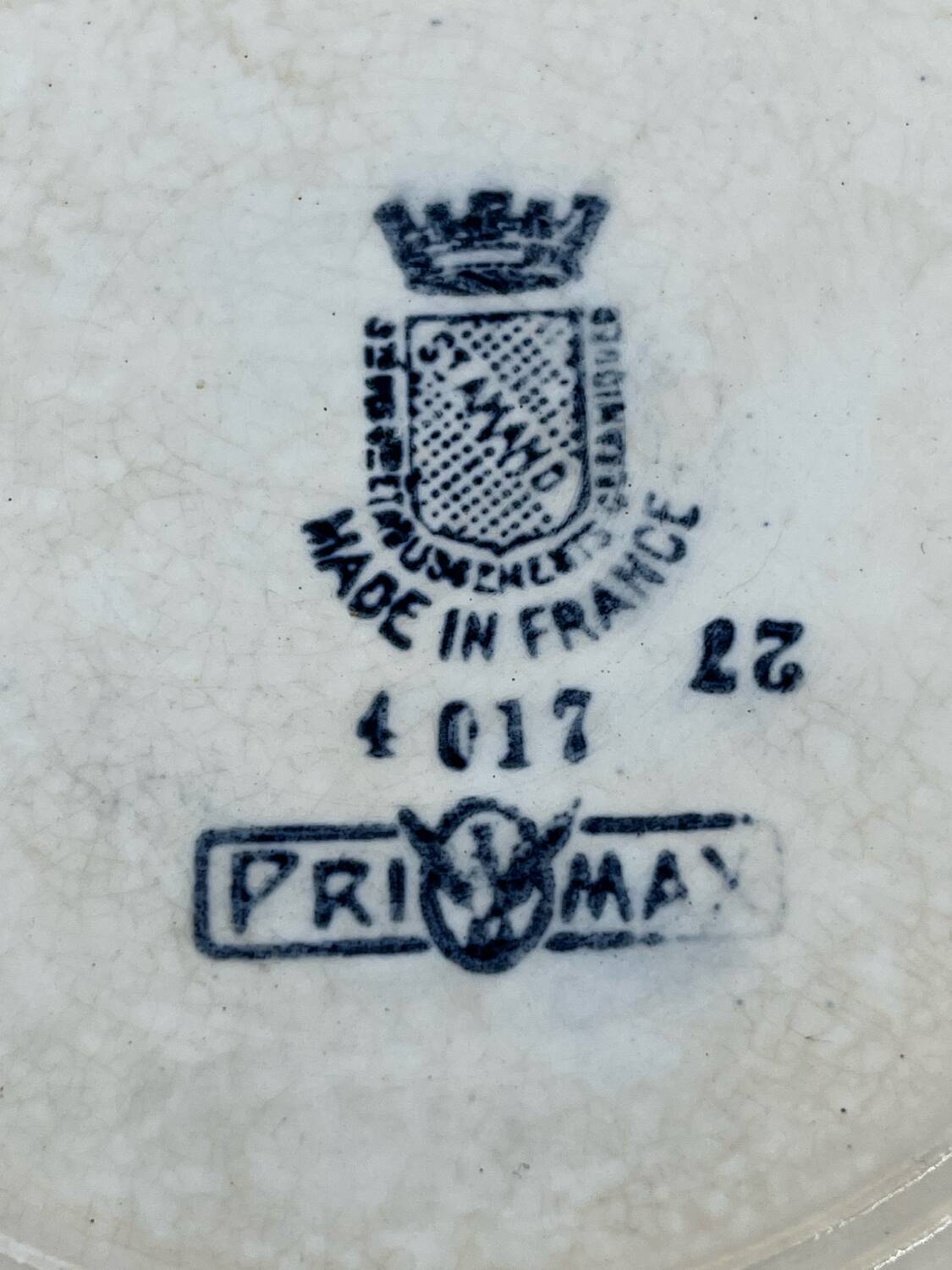 Vegetable dish, salad bowl, soup tureen, ceramic from Saint Amand.