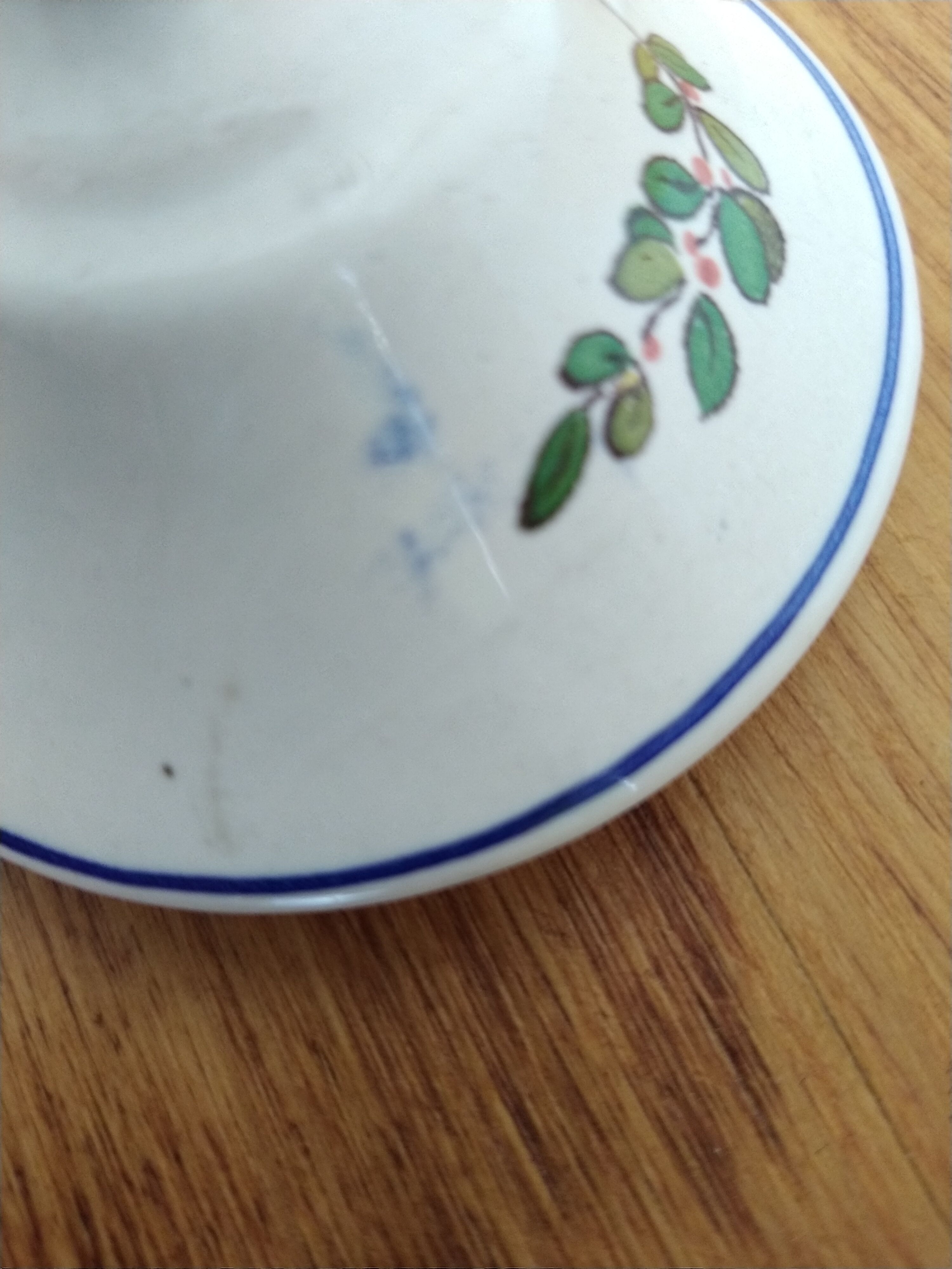 Pharmacy pot in vintage antique porcelain