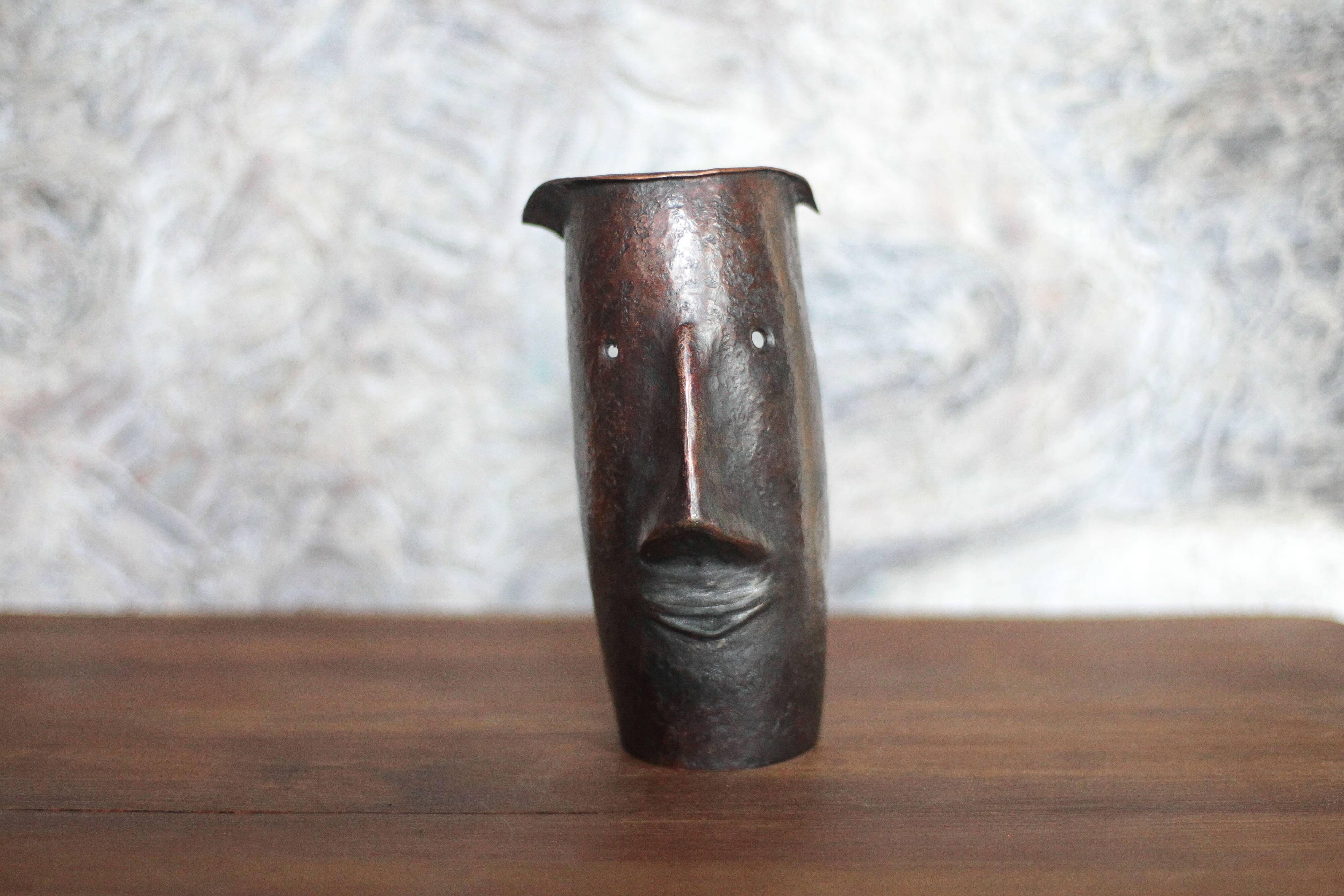 Copper sculpture signed Beaucousin Gérard, face-shaped sculpture, collection.