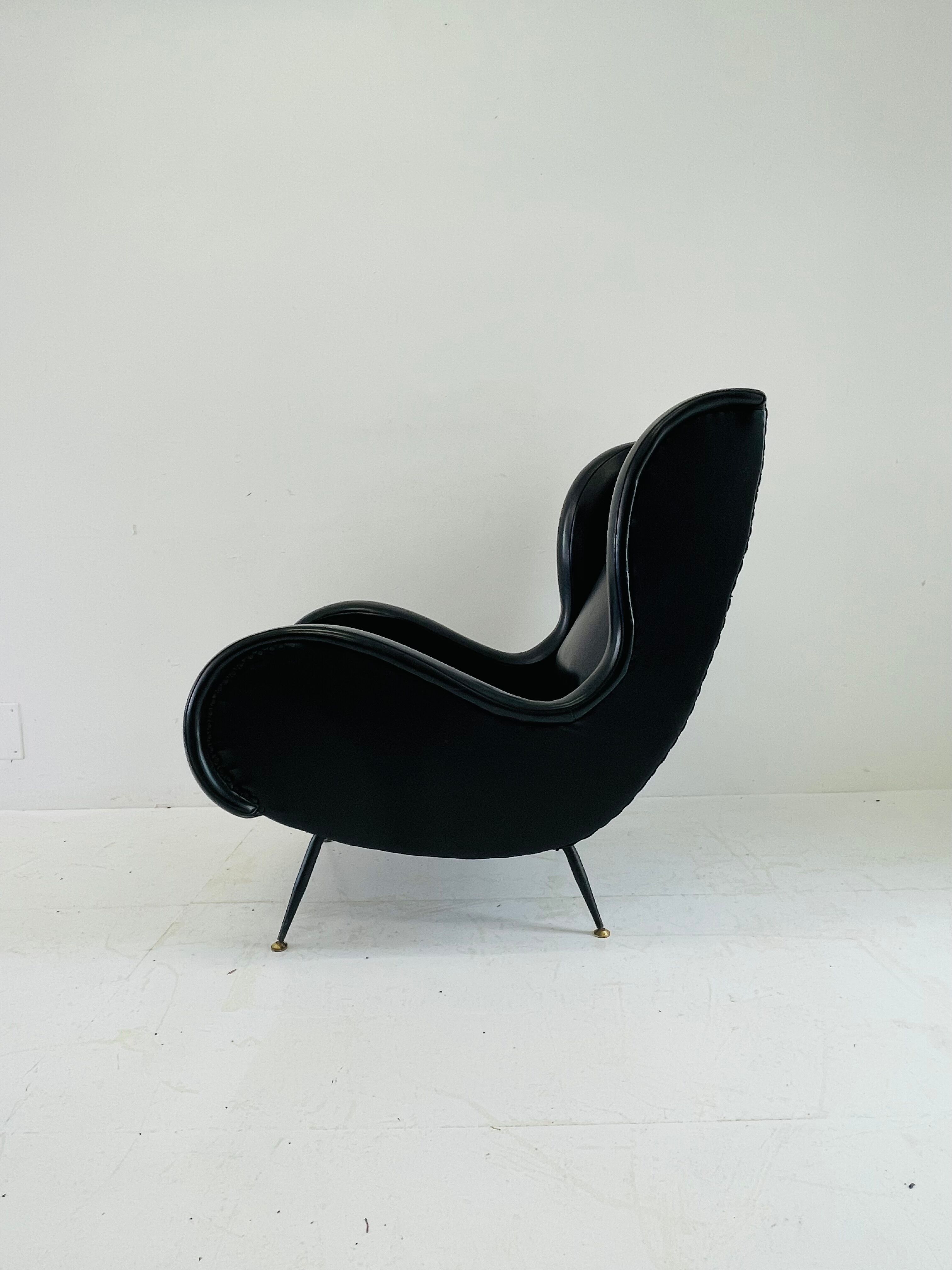 Erton Armchair