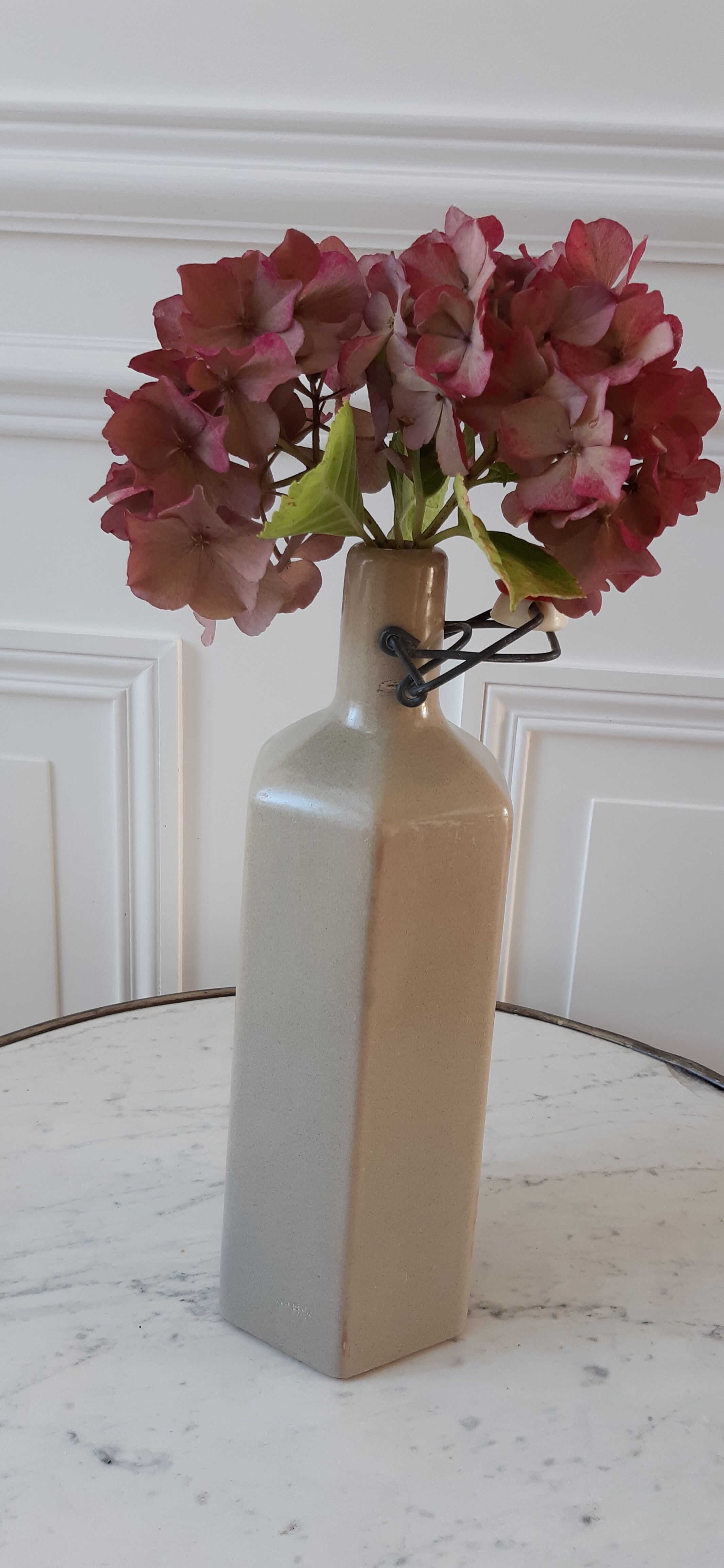 Bouteille en grès vintage années 70