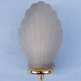Shell wall lamp