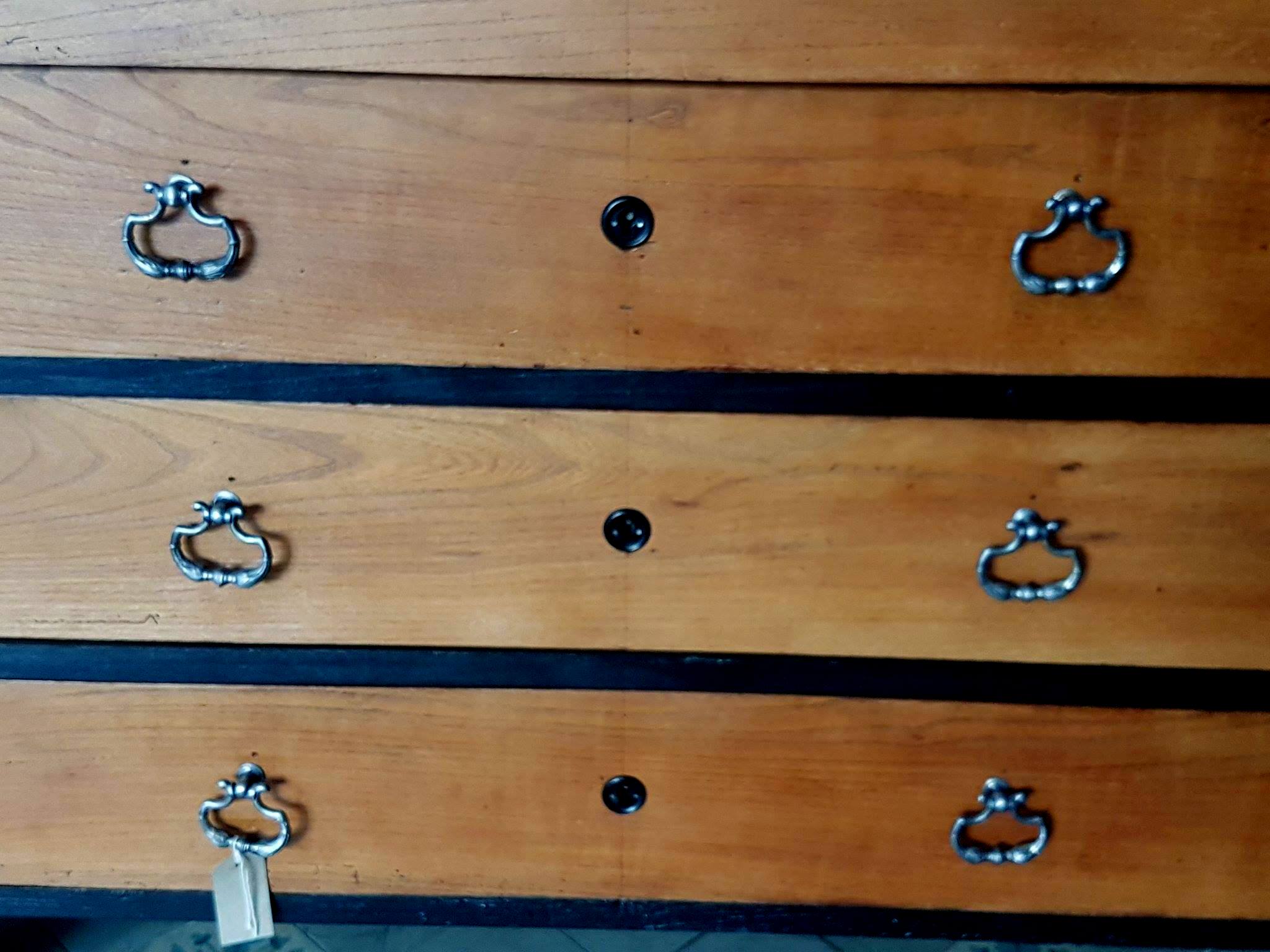Commode de style Empire
