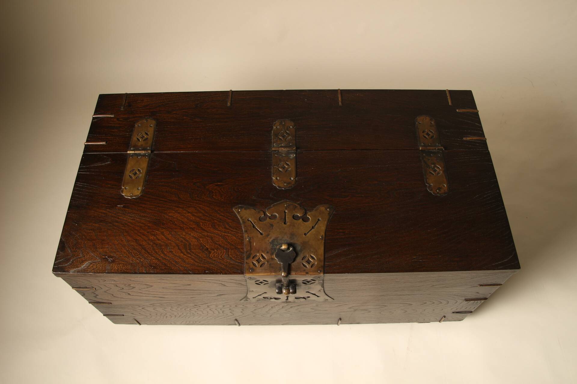 Korean chest enhanced with fittings