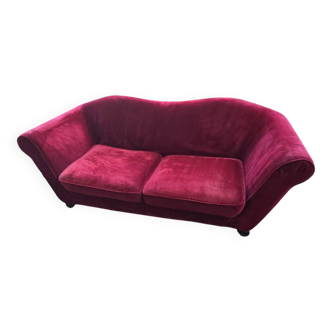 Red divan