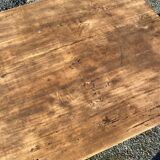 Farm table