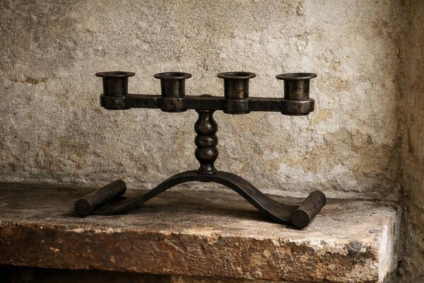 Chandelier en fer forgé à quatre feux, Charles Piguet, Suisse, circa 1930