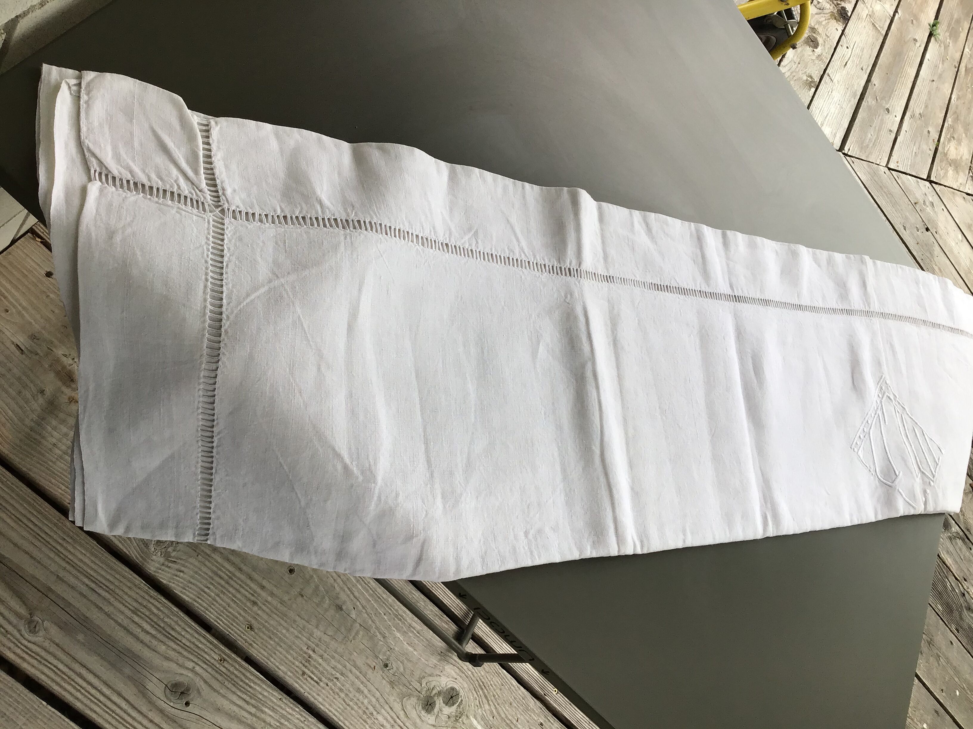 Drap MLD linen day wide scale