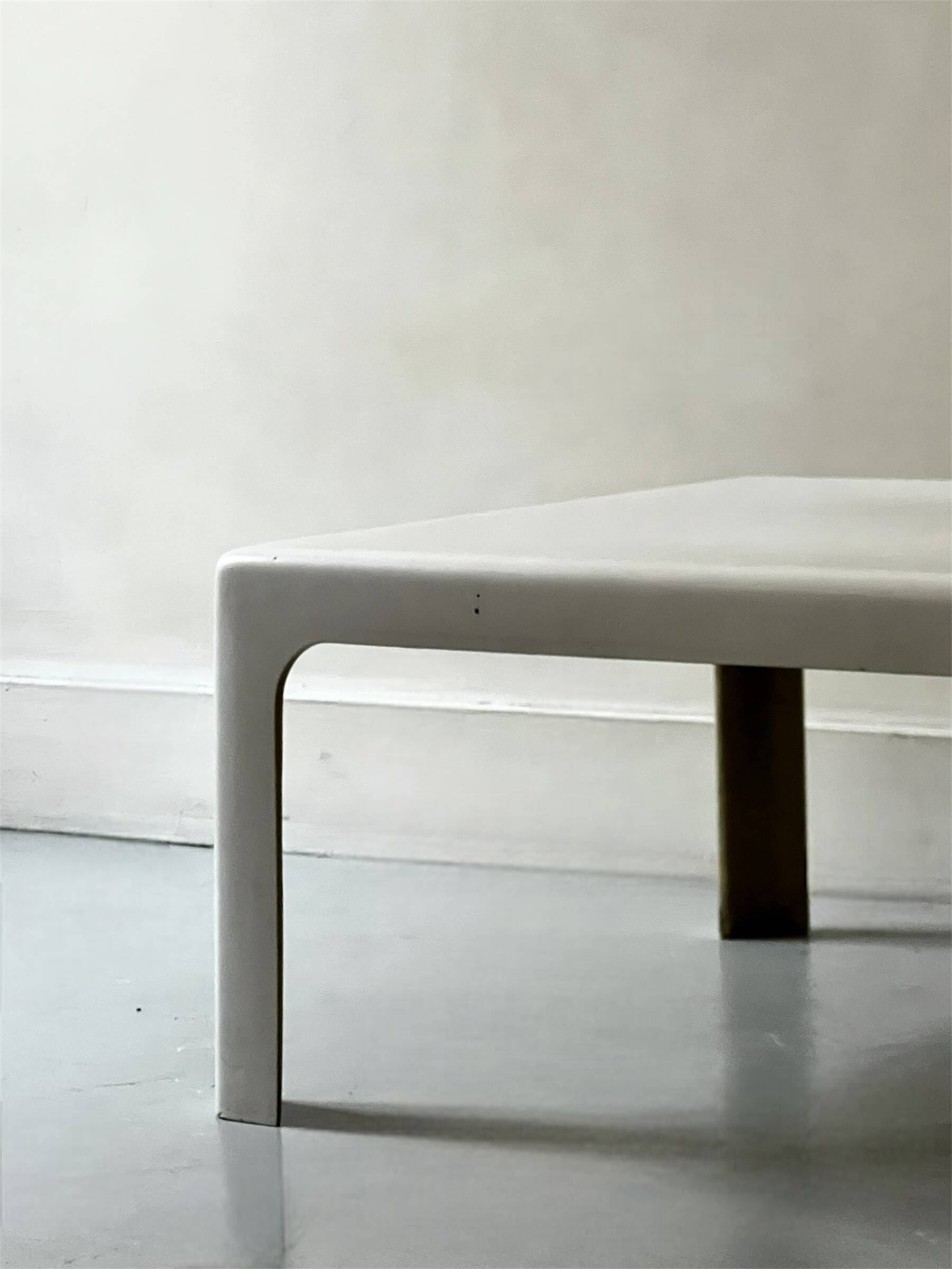 Square coffee table from Prisunic in white fibreglass, 1970s design.