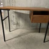 Bureau moderniste